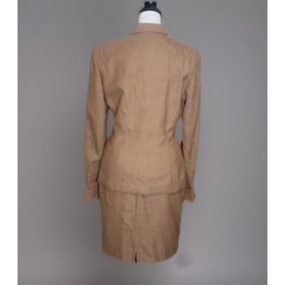 VINTAGE 1980s CHRISTIAN DIOR BEIGE 2 PIECE SUIT SET SKIRT & BLAZER PINSTRIPE USA - Picture 3 of 16